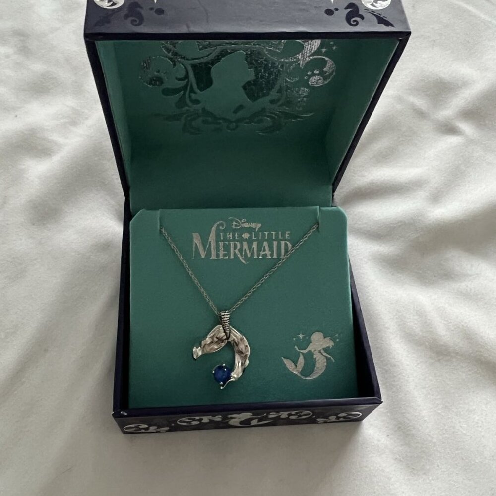 Brand New Rock Love Little Mermaid Tail Fin Pendant